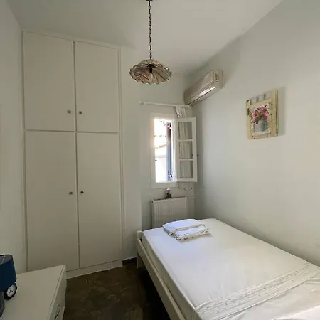 Evridiki - Walking Distance To Villa Porto Heli
