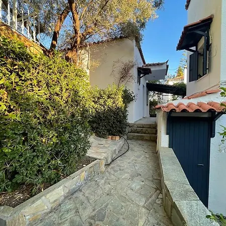 Evridiki - Walking Distance To Porto Heli