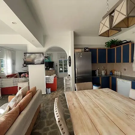 Villa Evridiki - Walking Distance To *