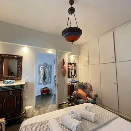 Villa Evridiki - Walking Distance To Porto Heli