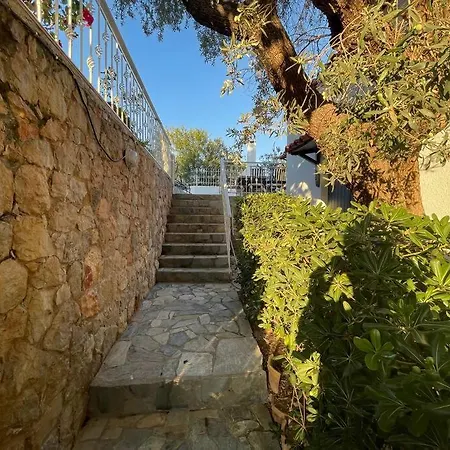 Evridiki - Walking Distance To Porto Heli